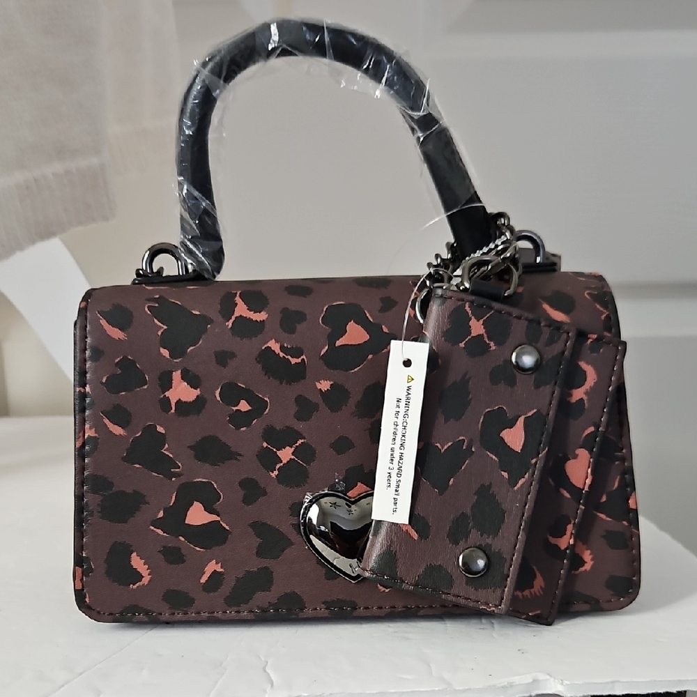 Betsey Johnson NWT Leopard Crossbpdy Bag